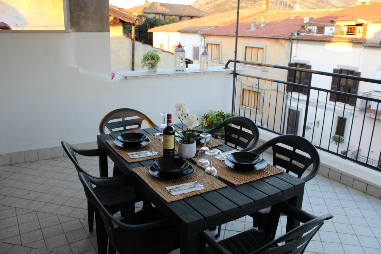 La Terrazza Sul Corso Giulianello Exterior foto